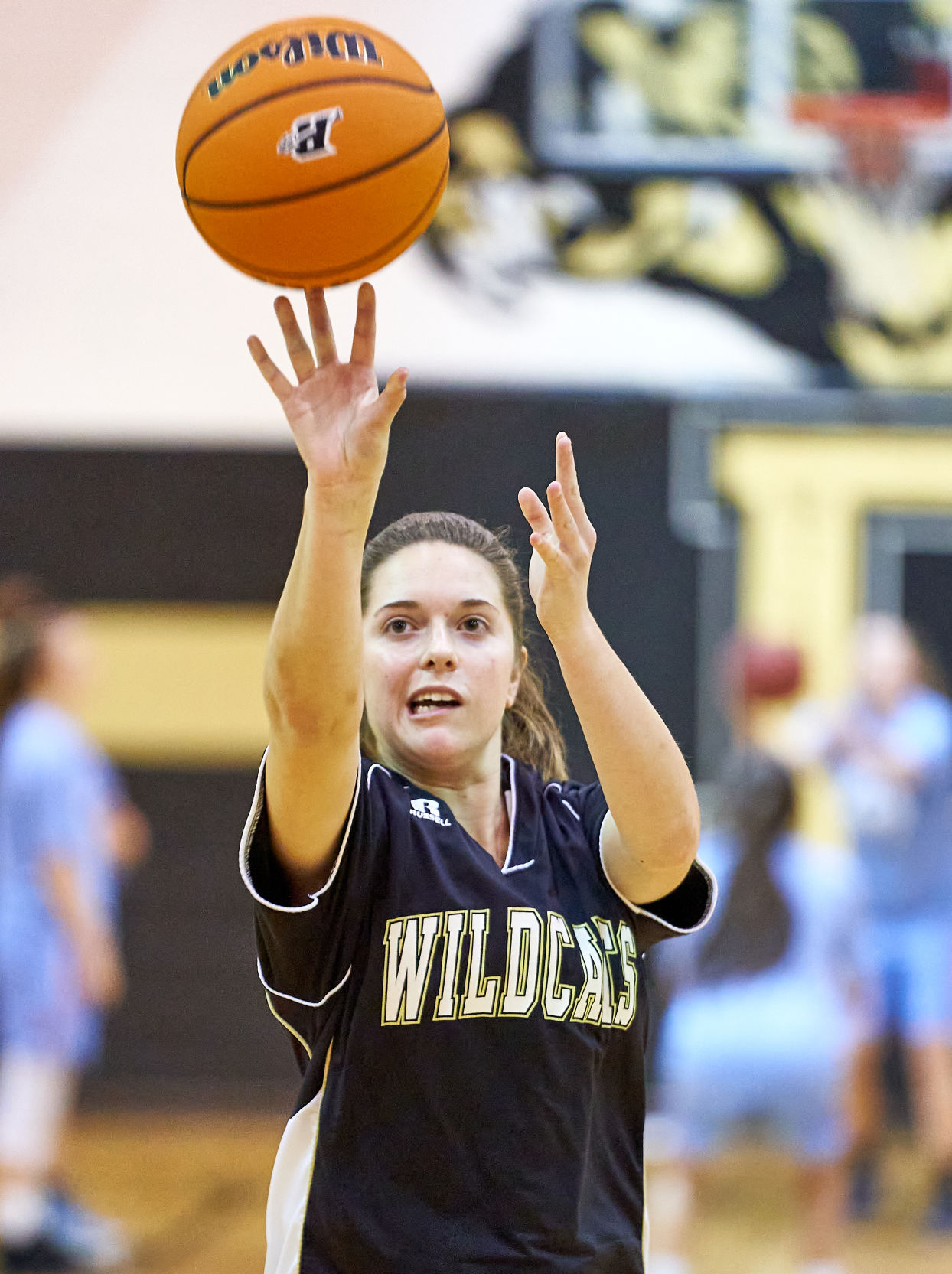 200103 DHS BBALL.jpg
